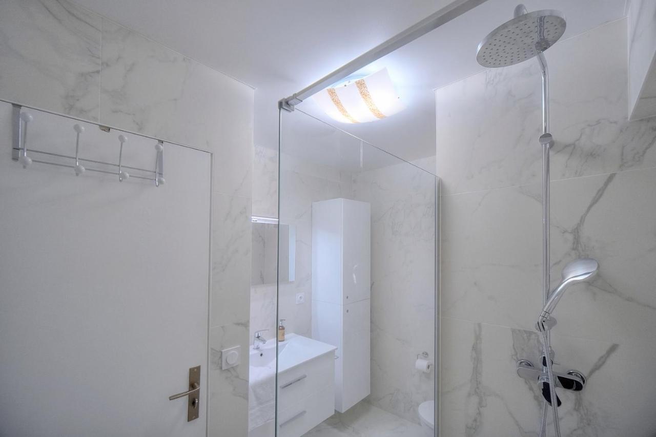 Immogroom - 2 Br- Bright - Terrace - Wifi - Air Conditioning Cannes Exterior photo